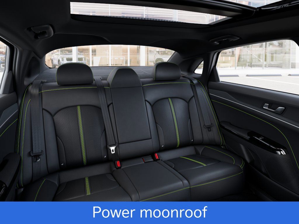 2026 Kia K5 GT - Photo 18