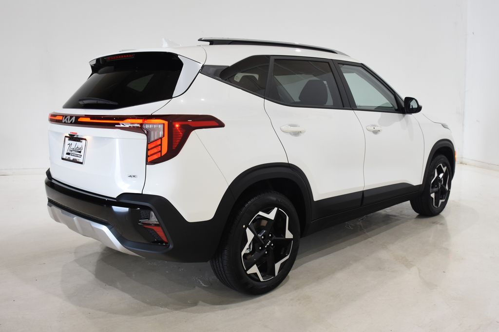 2026 Kia Seltos S photo 4