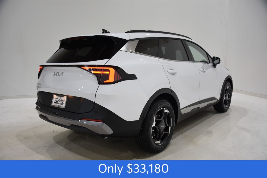 2026 Kia Sportage EX photo 4