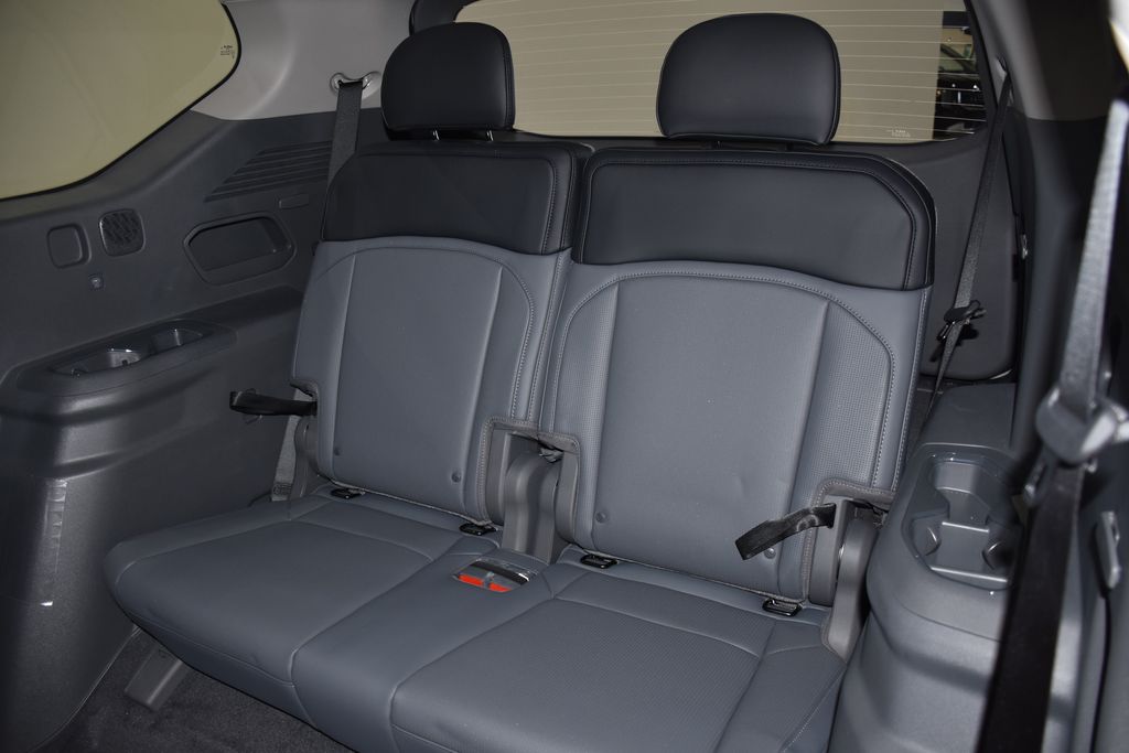 2026 Kia EV9 Light - Photo 29