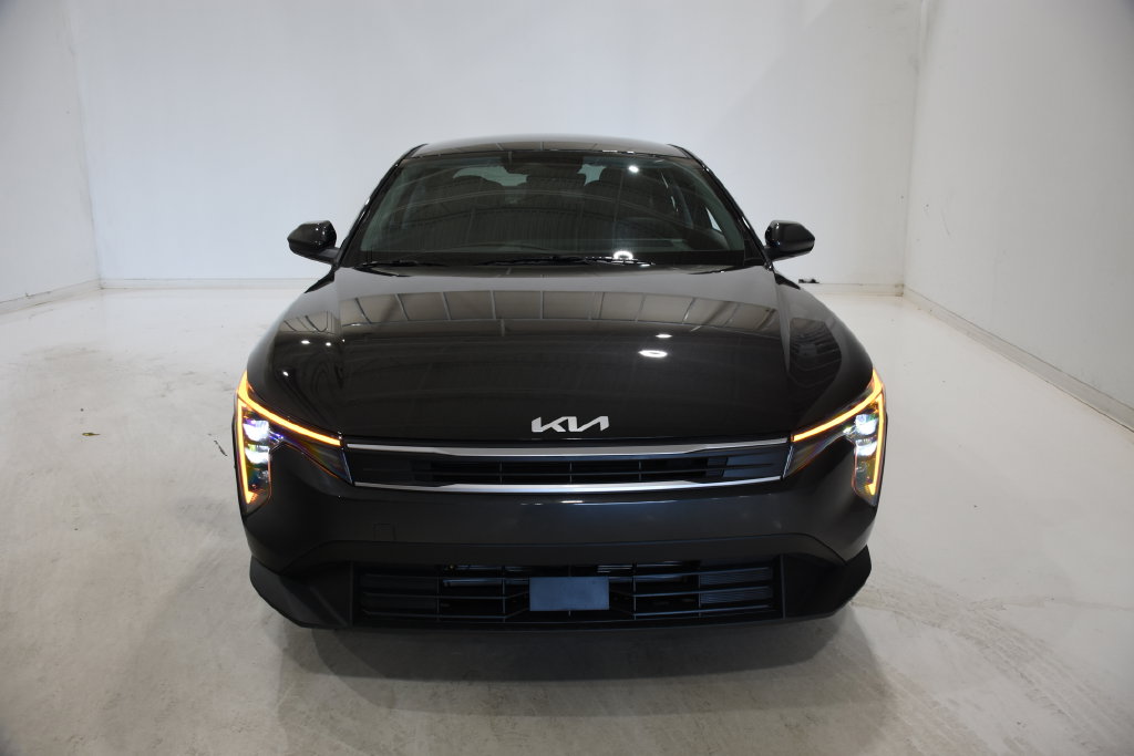 New 2027 Kia K4 LXS Sedan