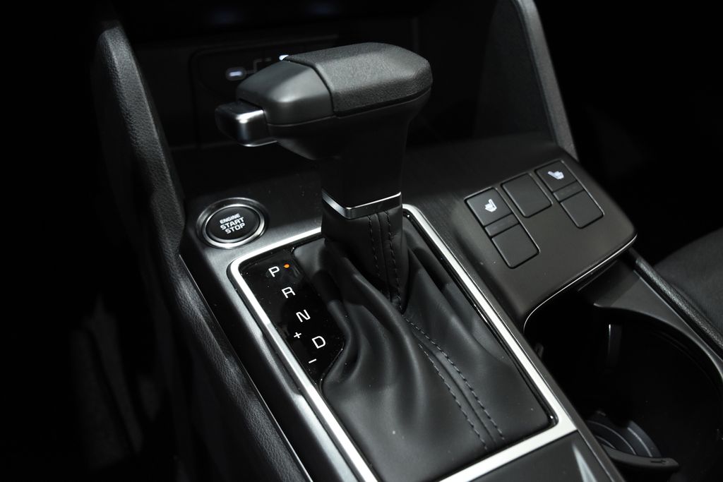 2026 Kia Sportage LX - Photo 23