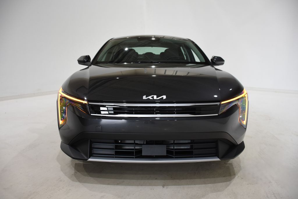 2025 Kia K4 EX photo 2