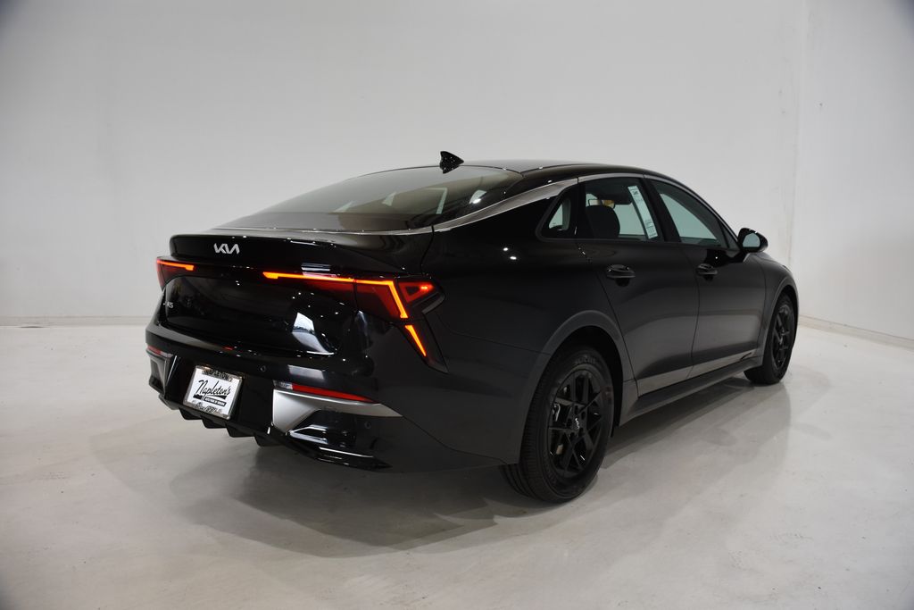 2026 Kia K5 LXS photo 4