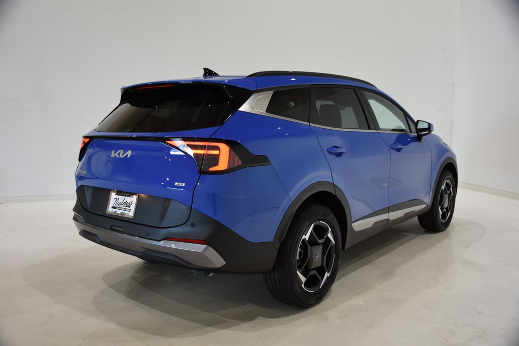 2026 Kia Sportage EX photo 4