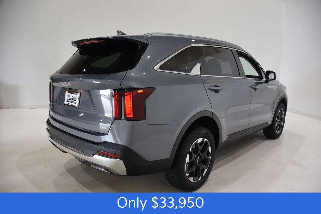 New 2025 Kia Sorento S SUV