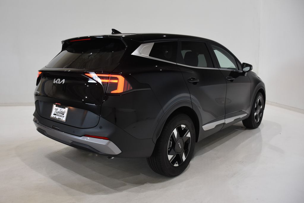 2026 Kia Sportage LX photo 2