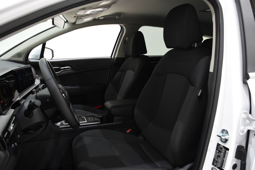 2026 Kia Sportage LX - Photo 21