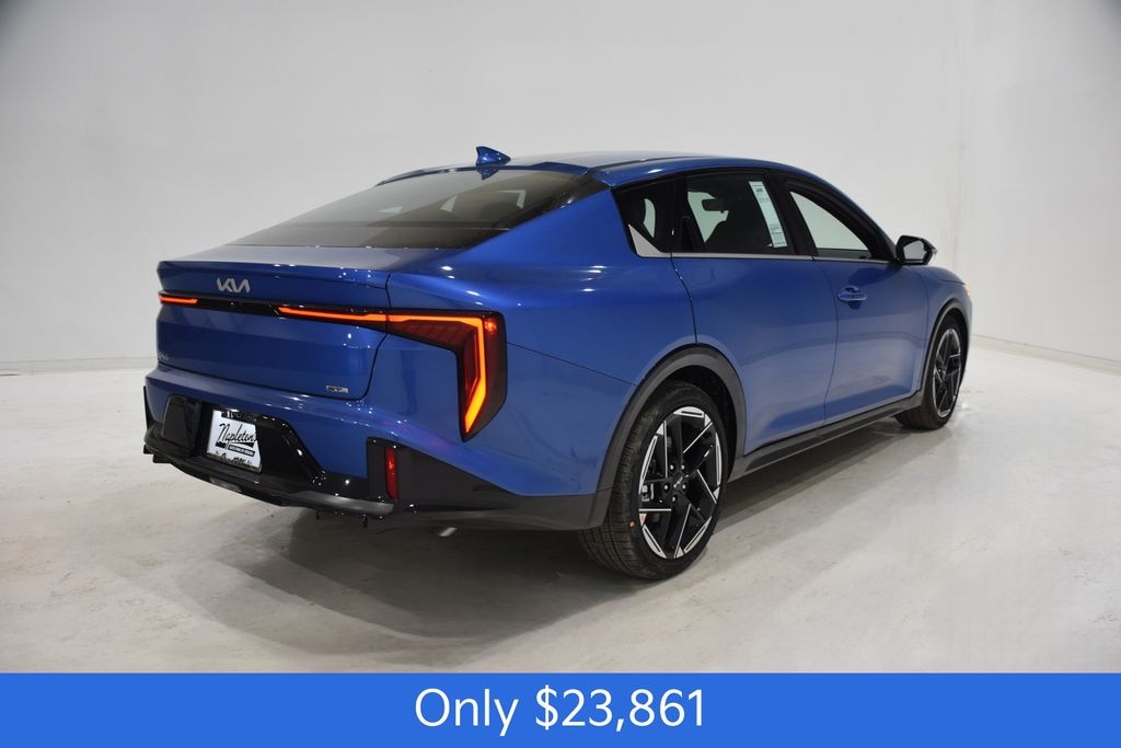 New 2025 Kia K4 GT-Line Sedan