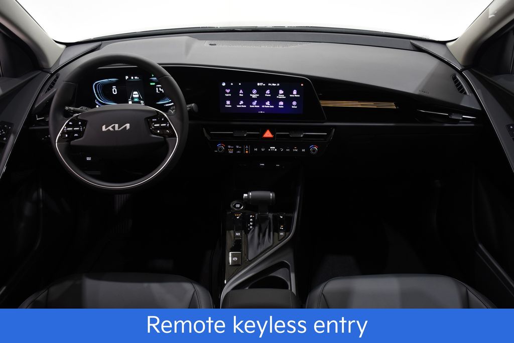 2025 Kia Niro EX - Photo 8