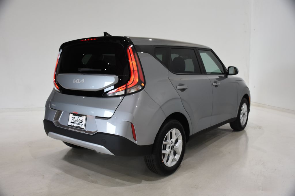2025 Kia Soul S photo 4