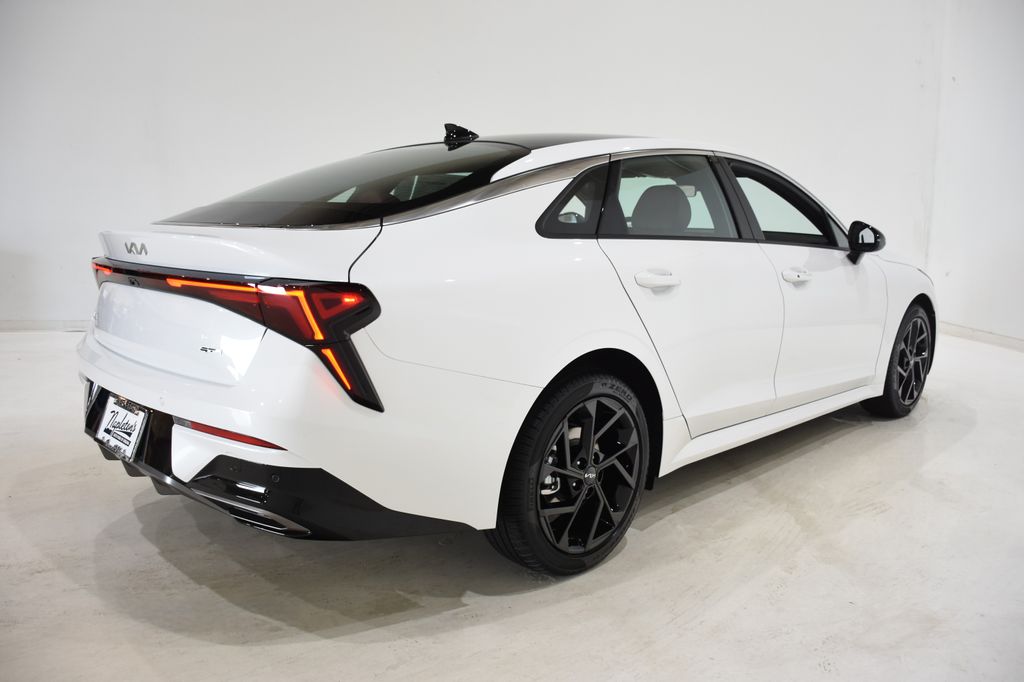 2026 Kia K5 GT-Line photo 4