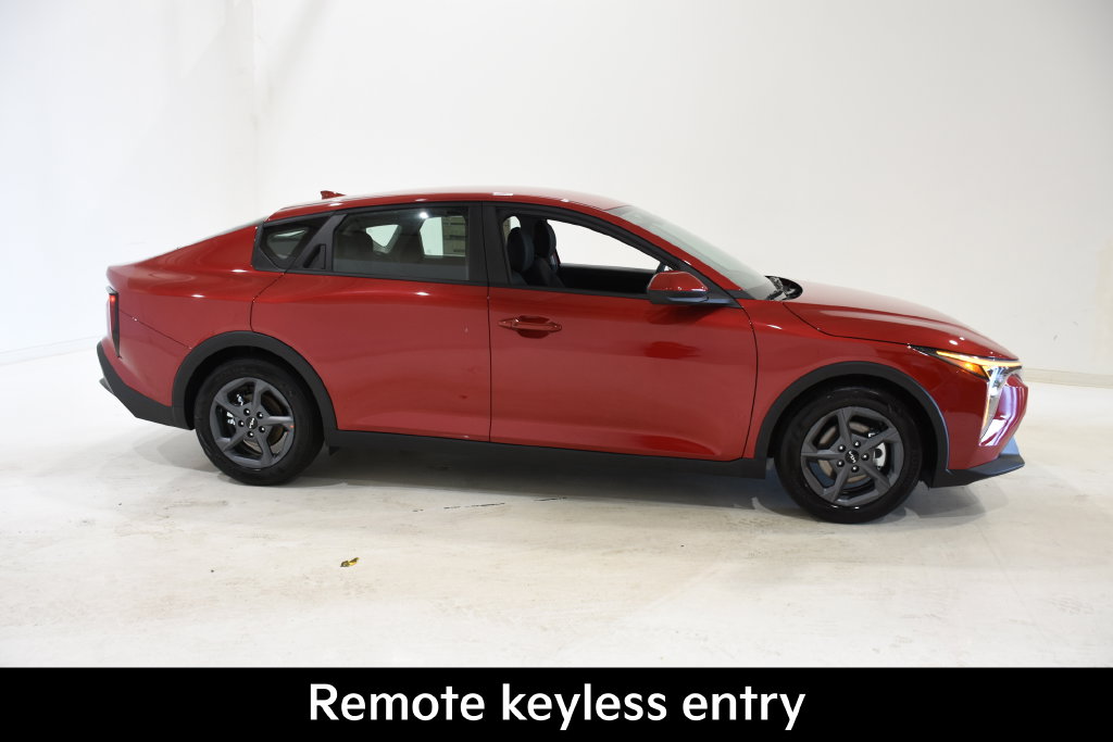 New 2026 Kia K4 LXS Sedan