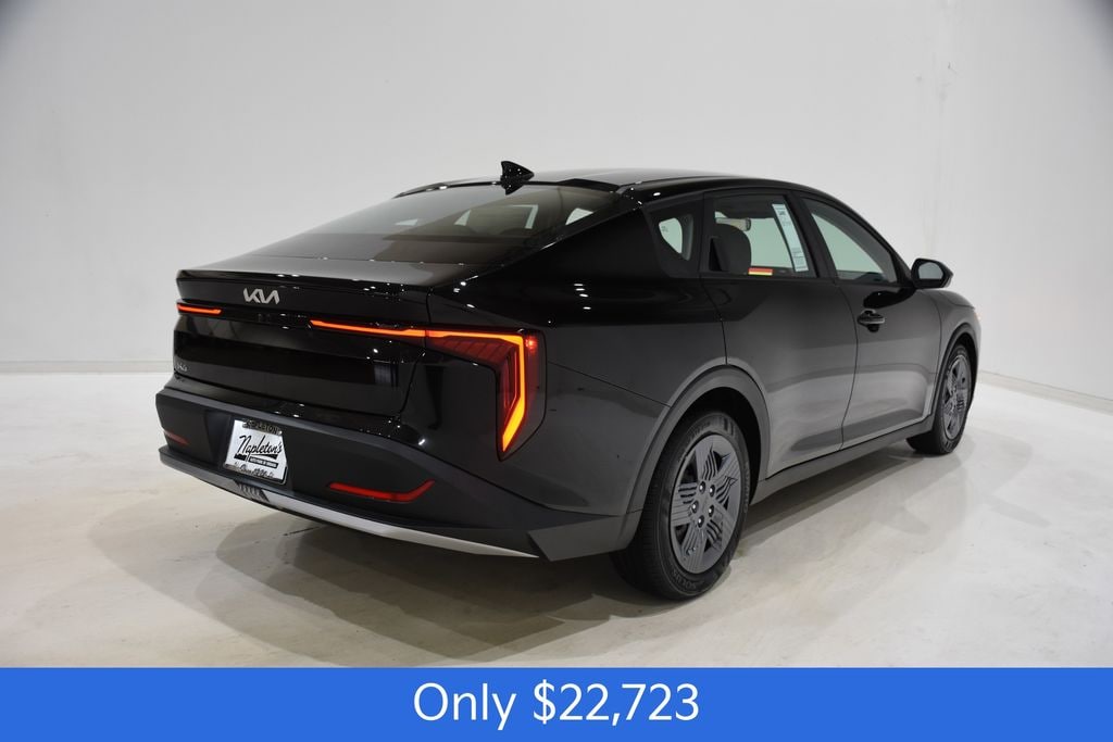 New 2026 Kia K4 LX Sedan