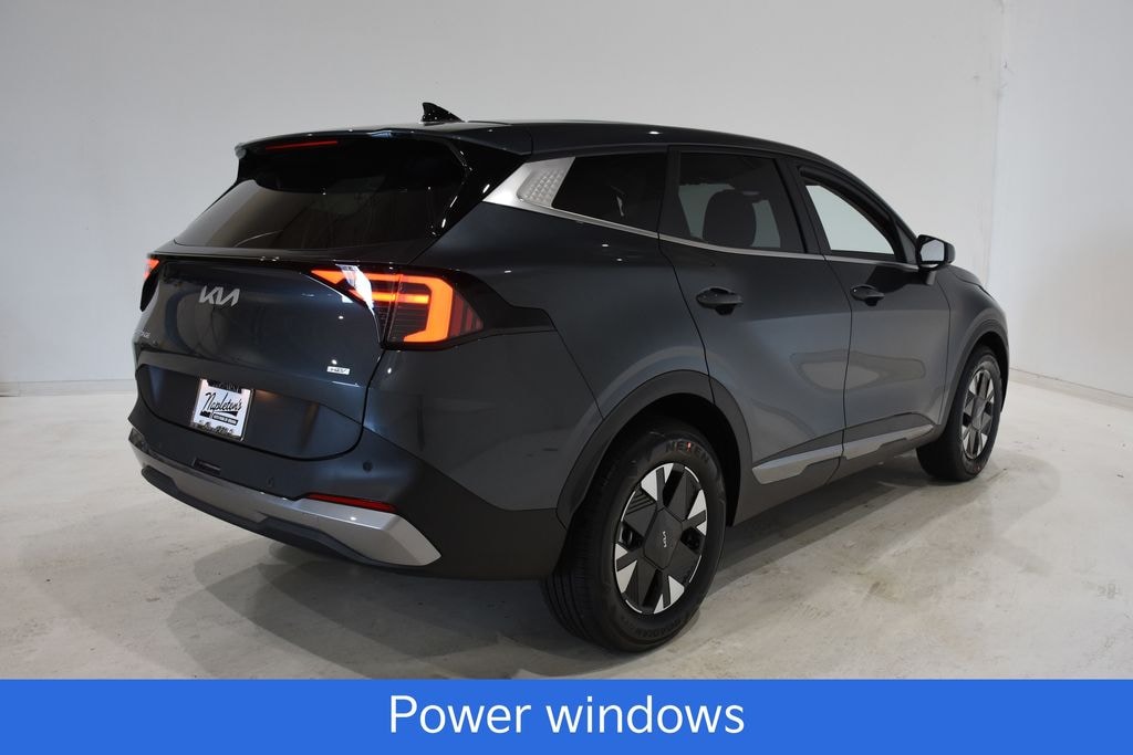 New 2026 Kia Sportage Hybrid LX SUV