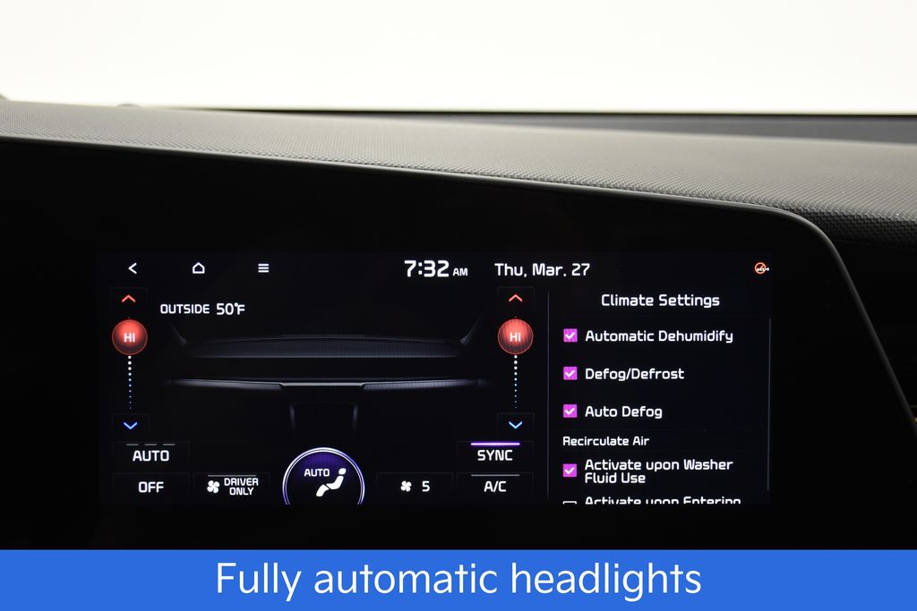 2025 Kia Niro EX - Photo 17