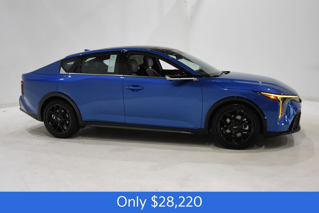 New 2025 Kia K4 GT-Line Turbo Sedan