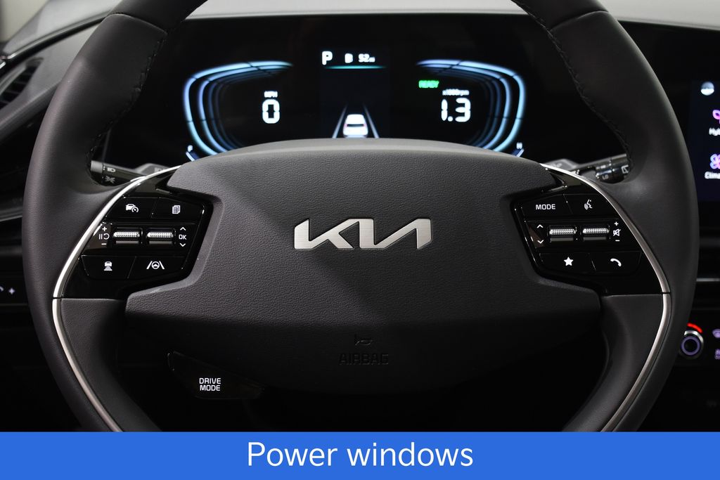 2025 Kia Niro EX - Photo 10