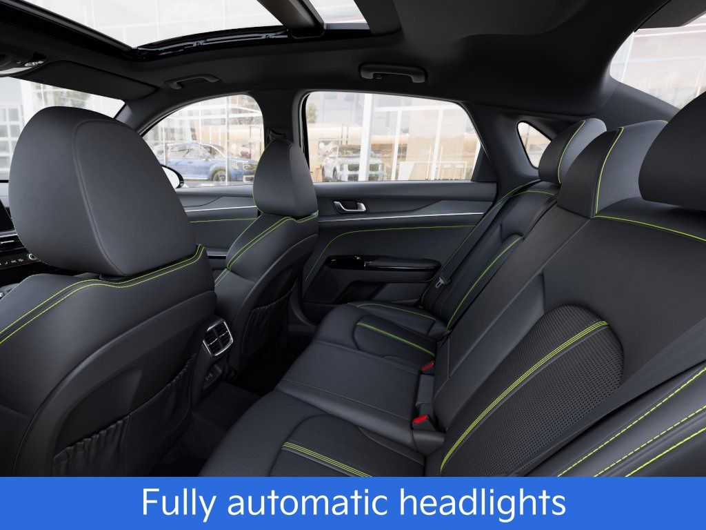 2026 Kia K5 GT - Photo 21