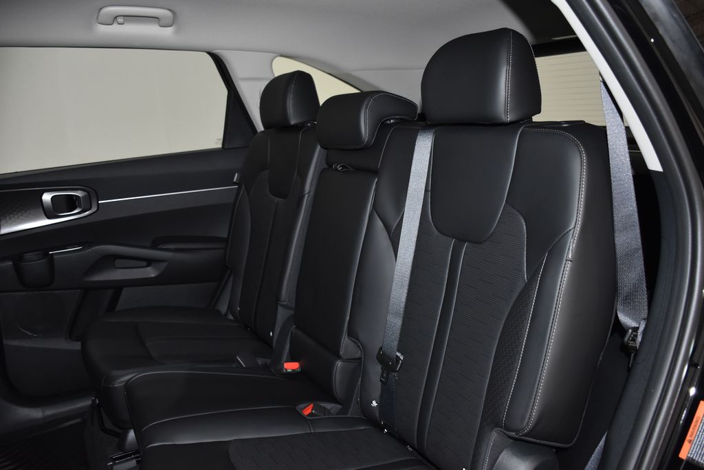2026 Kia Sorento S - Photo 28