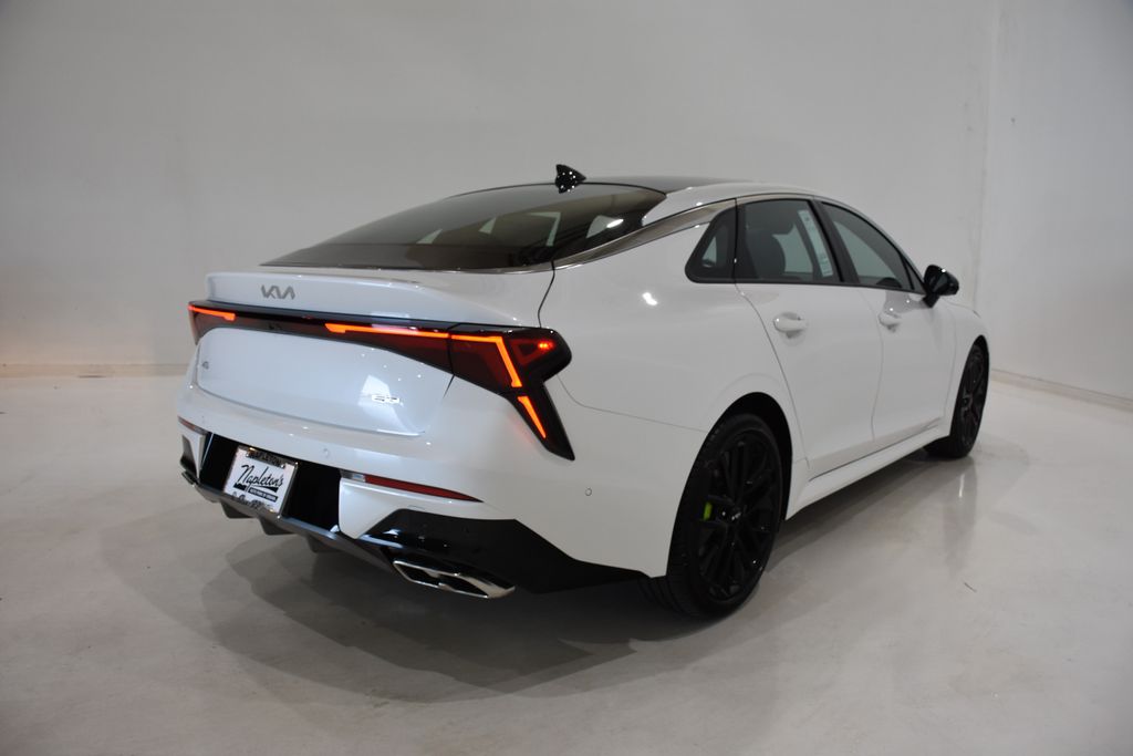 2026 Kia K5 GT photo 4
