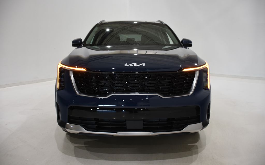 2026 Kia Sorento S photo 2
