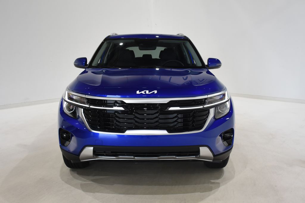 2026 Kia Seltos S photo 2
