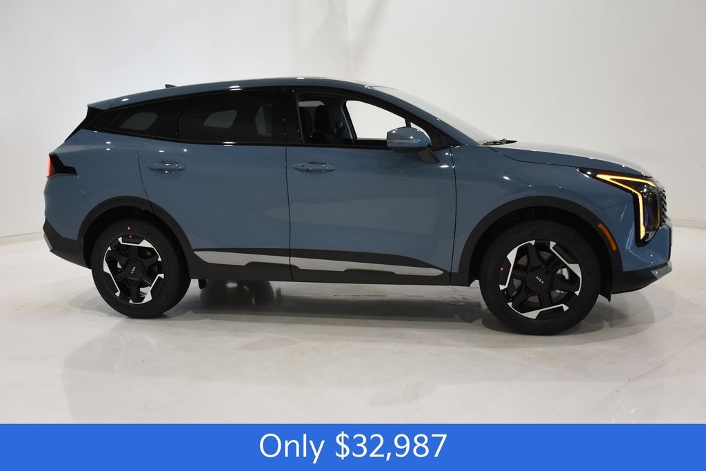 New 2026 Kia Sportage Hybrid S SUV
