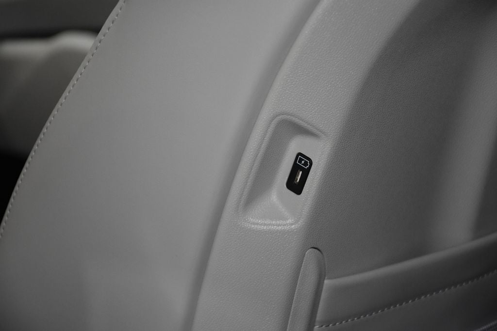 2026 Kia Sorento S - Photo 27