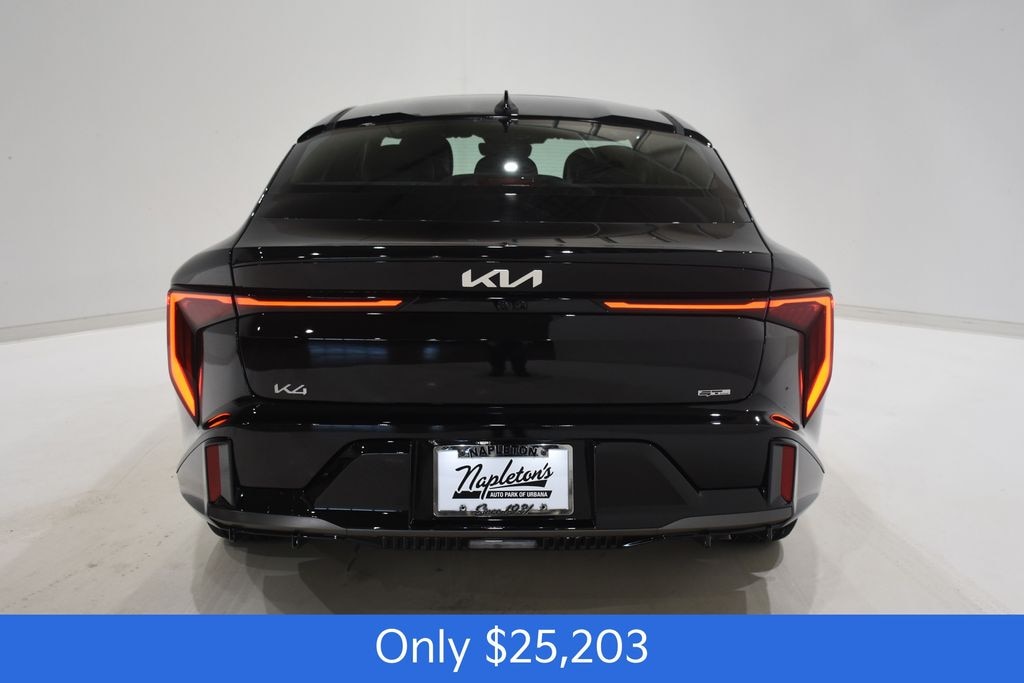 New 2025 Kia K4 GT-Line Sedan
