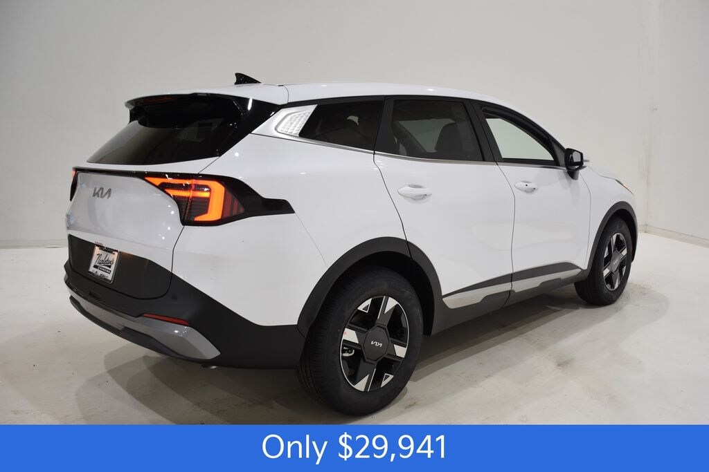 New 2026 Kia Sportage LX SUV