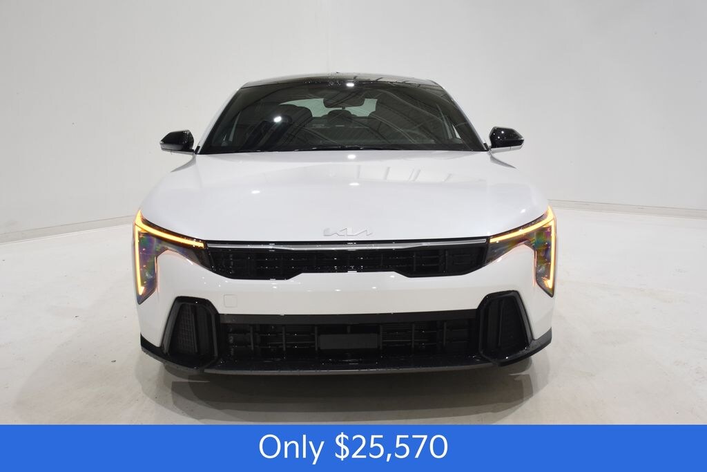 New 2025 Kia K4 GT-Line Sedan