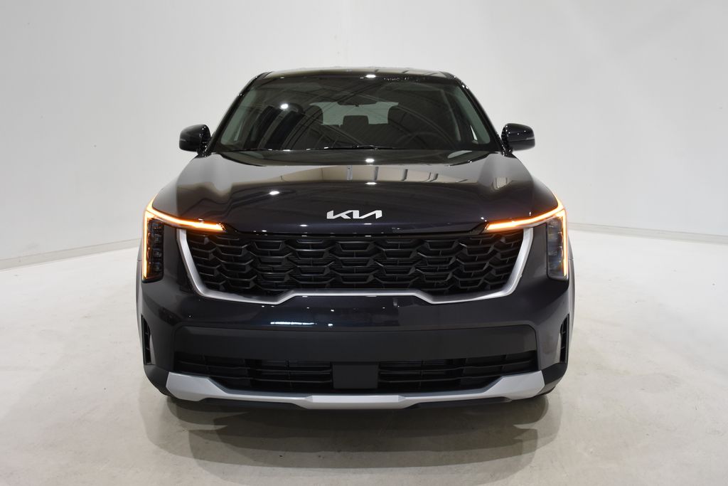 2026 Kia Sorento LX photo 2