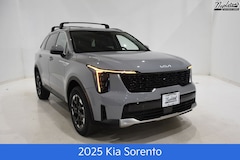 2025 Kia Sorento S SUV