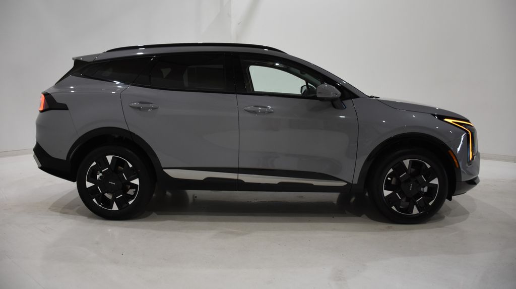 2026 Kia Sportage Hybrid photo 3