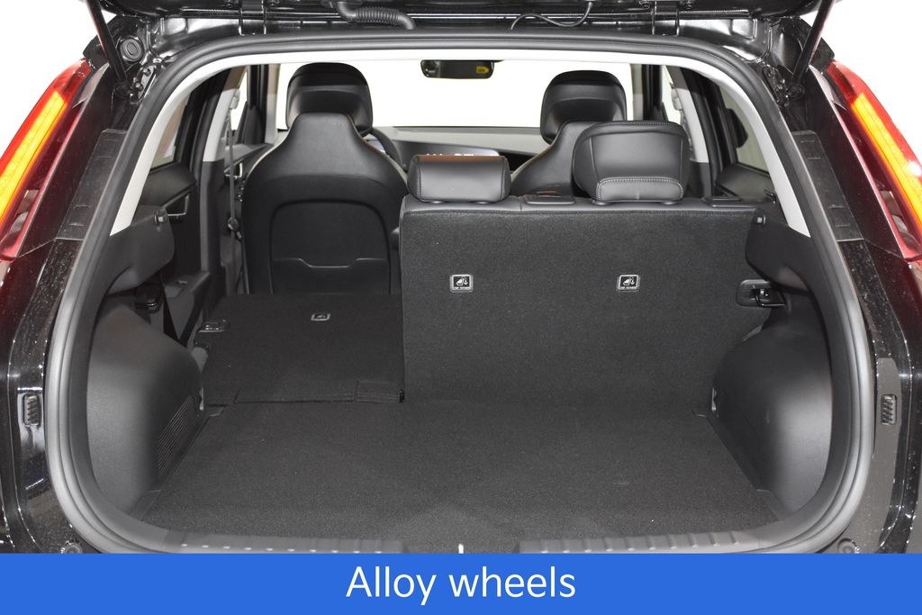 2025 Kia Niro EX - Photo 27
