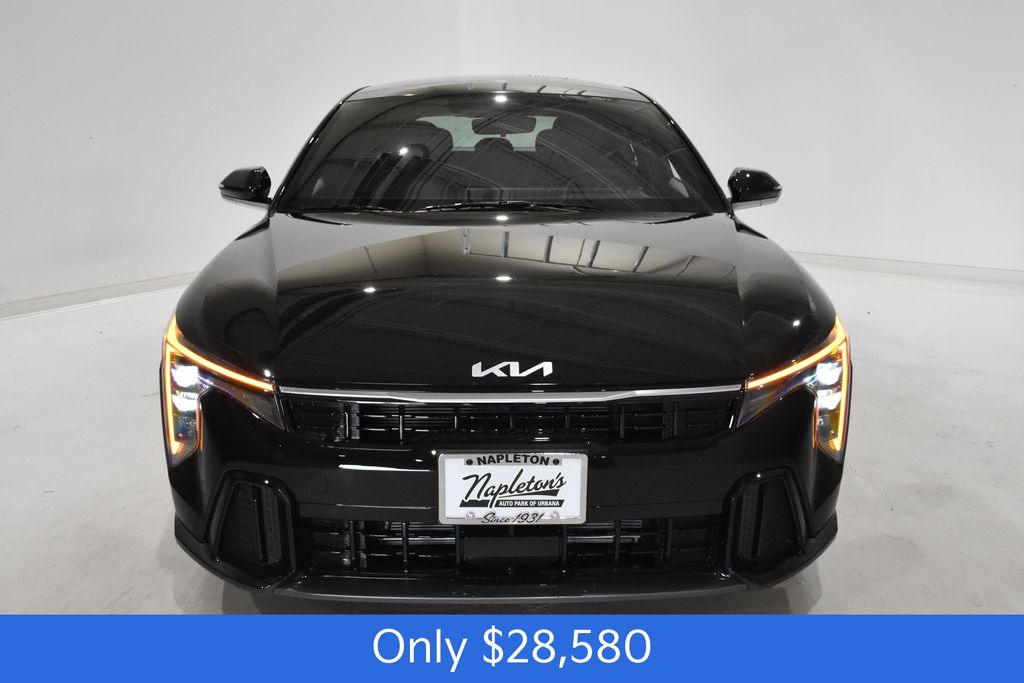 2026 Kia K4 GT-Line - Photo 2