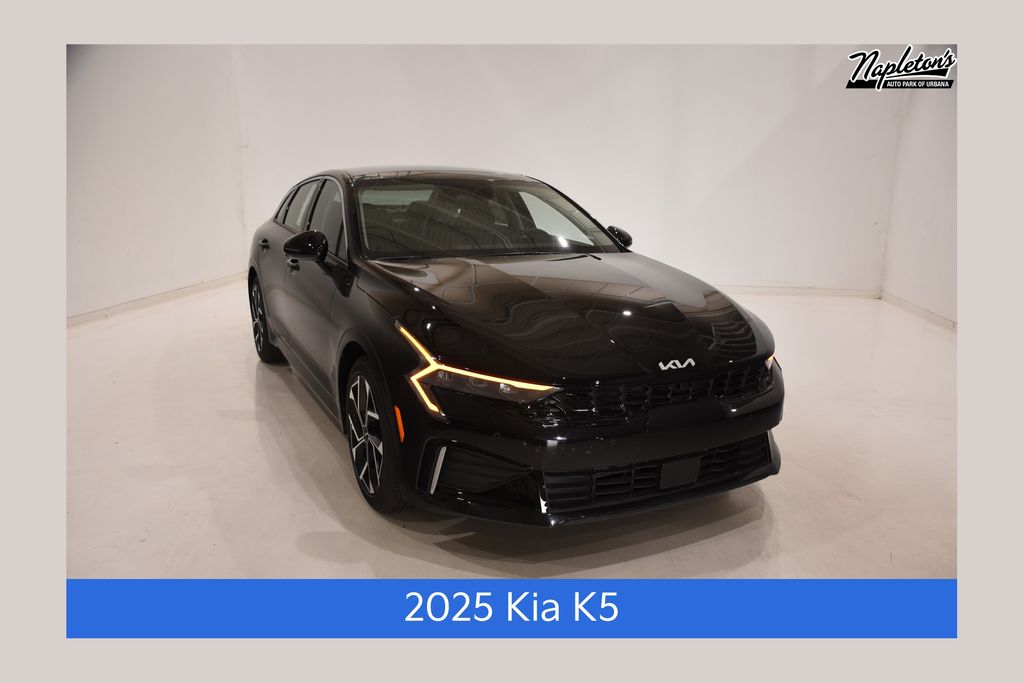 2025 Kia K5 EX's photo