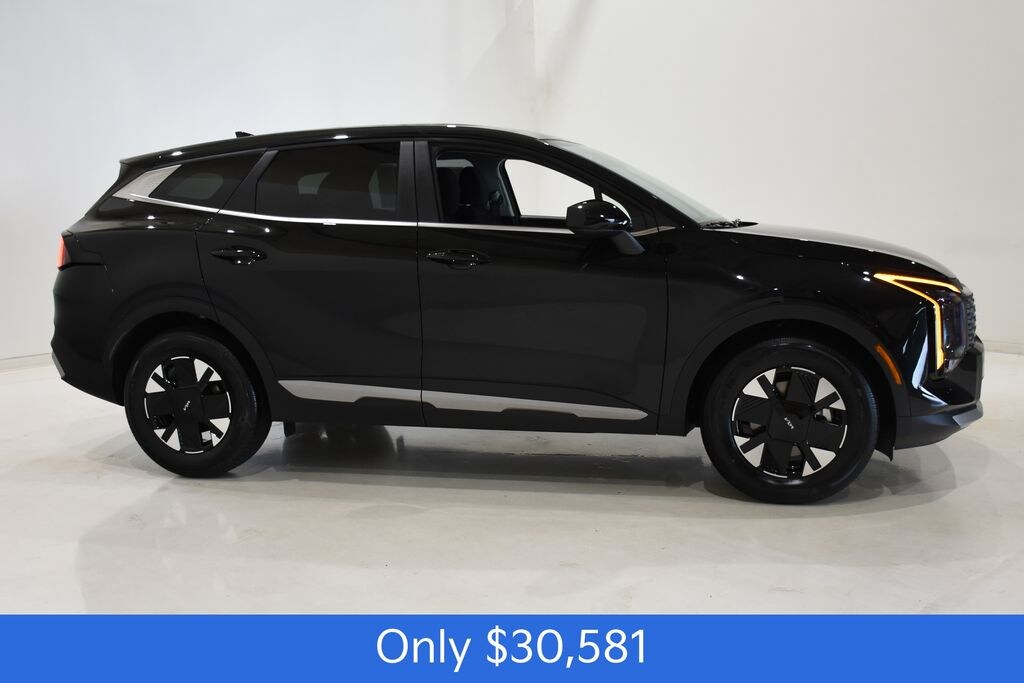 New 2026 Kia Sportage Hybrid LX SUV