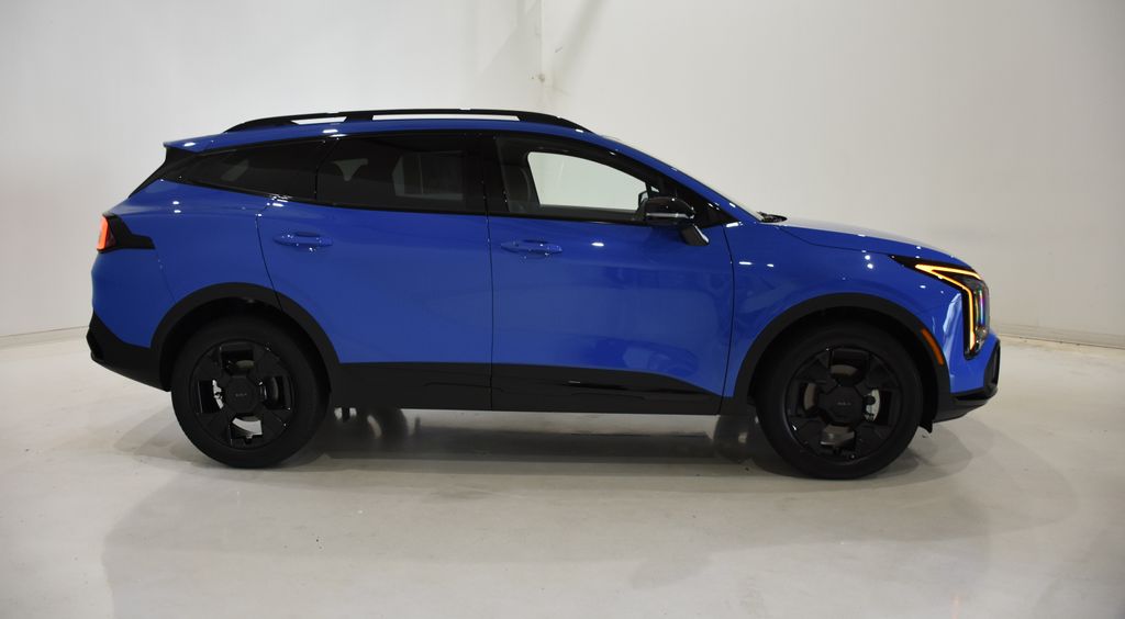 2026 Kia Sportage X-Line photo 3