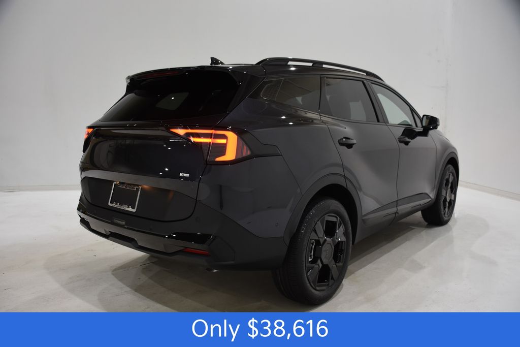 2026 Kia Sportage X-Line photo 2