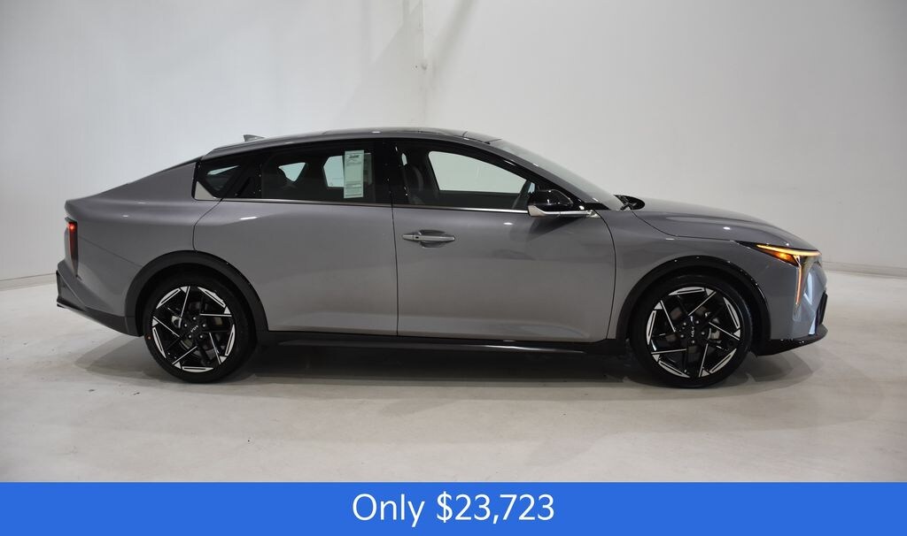 New 2025 Kia K4 GT-Line Sedan