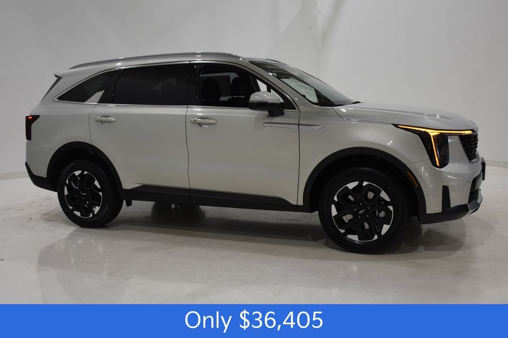 New 2026 Kia Sorento S SUV