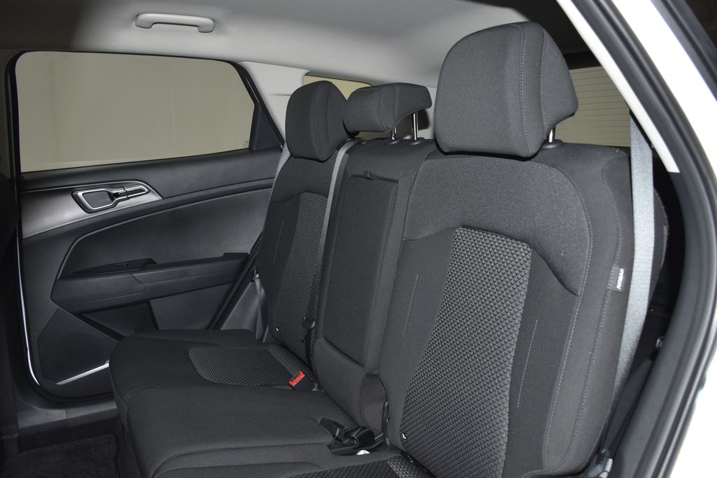 2026 Kia Sportage LX - Photo 27