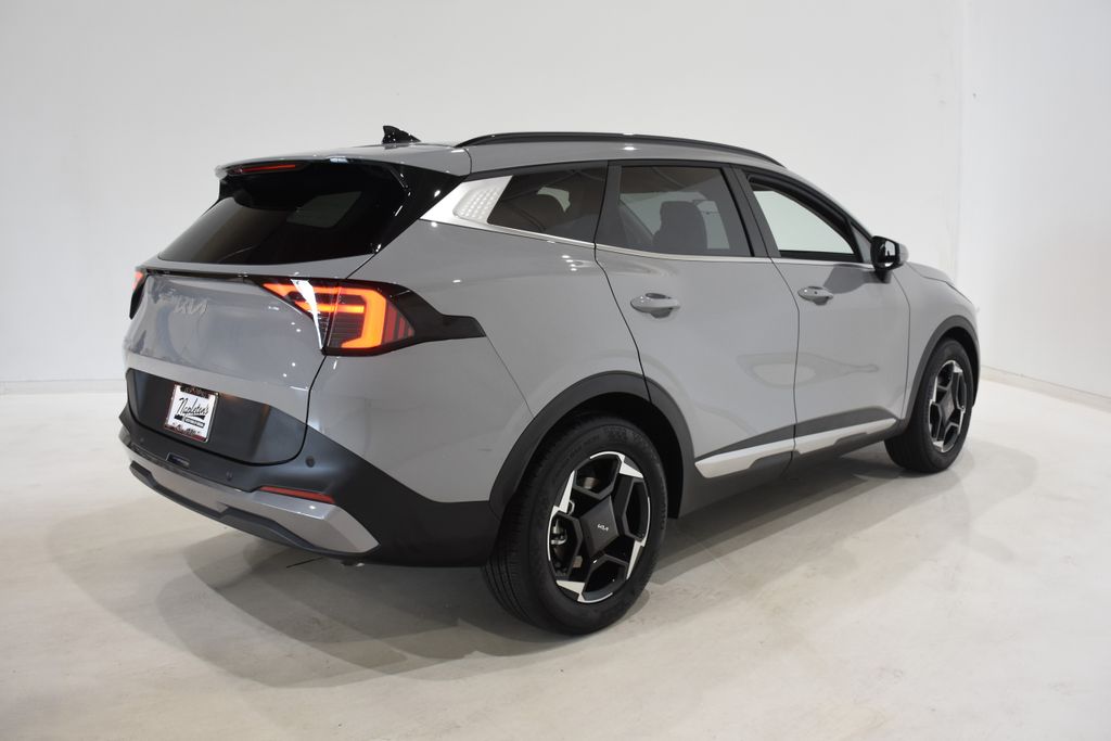 2026 Kia Sportage EX photo 4