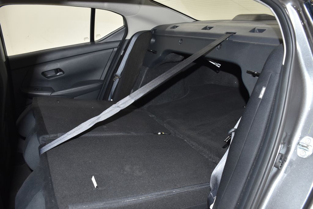 2025 Nissan Sentra SV - Photo 29