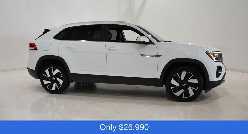 Used 2025 Volkswagen Atlas Cross Sport 2.0T SE w/Technology SUV