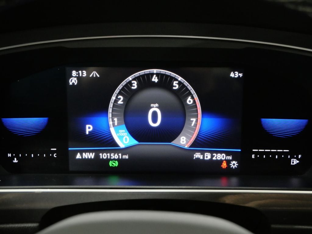 2022 Volkswagen Tiguan SE - Photo 16