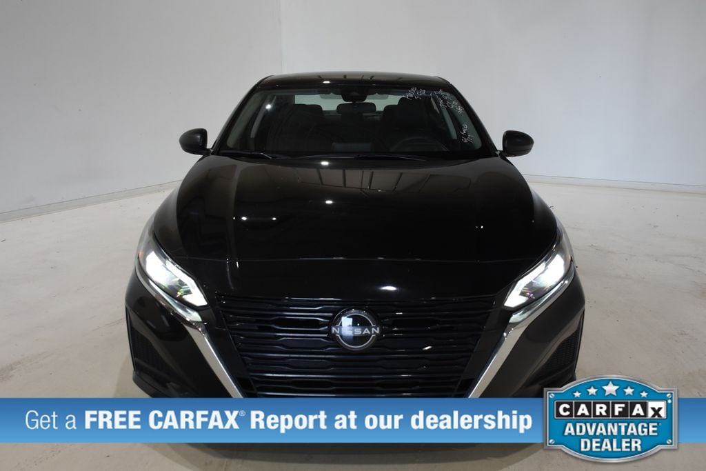 Used 2025 Nissan Altima 2.5 SV Sedan