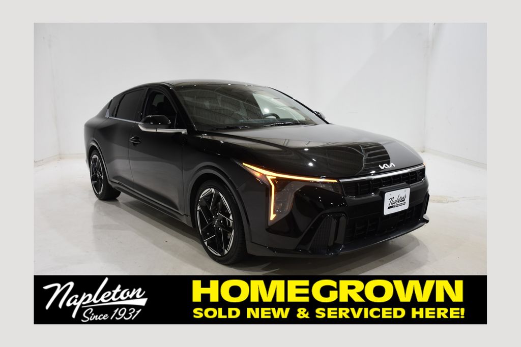 2025 Kia K4 GT-Line's photo